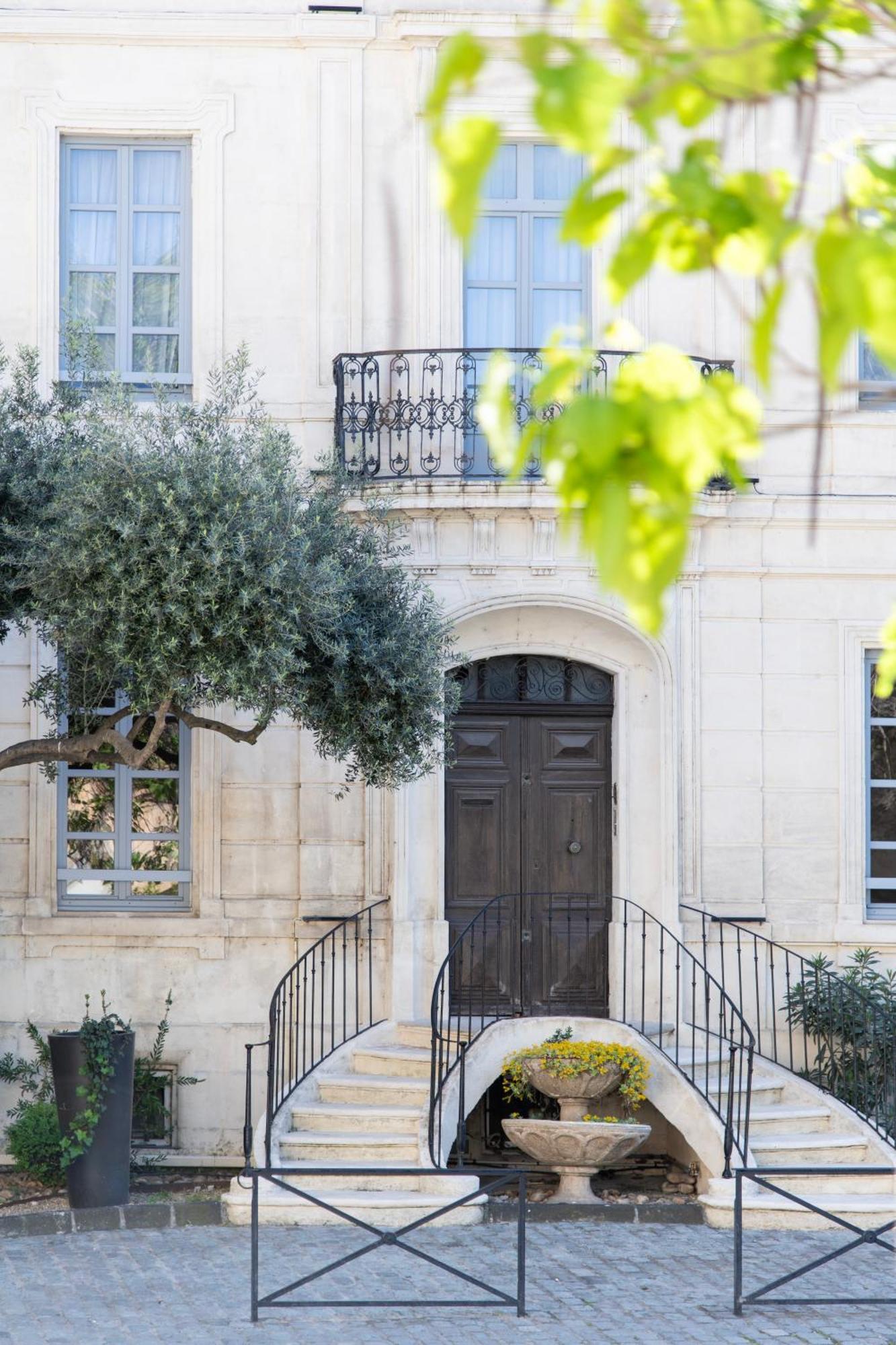 Hotel Atrium Arles Centre Экстерьер фото