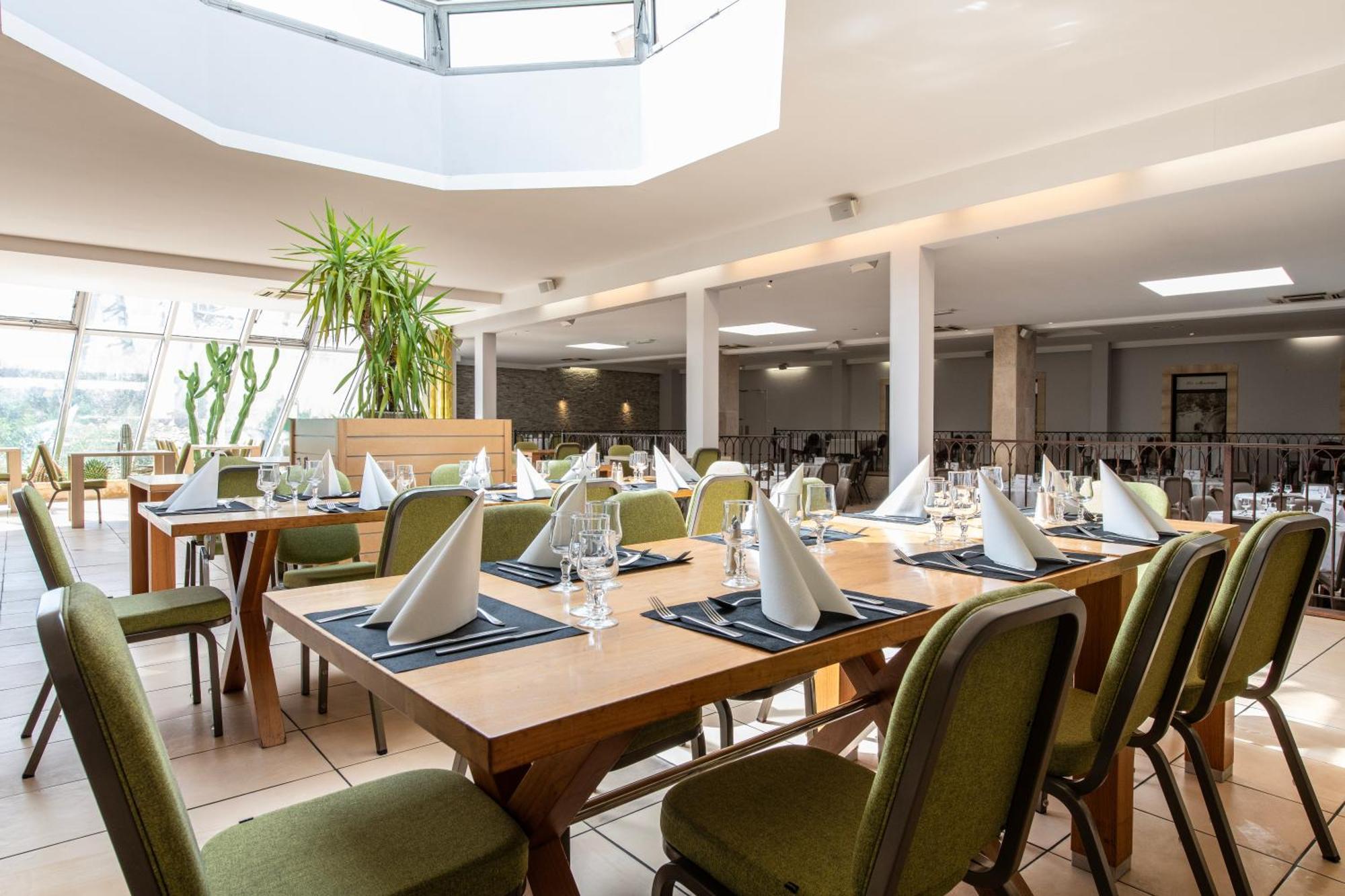 Hotel Atrium Arles Centre Экстерьер фото