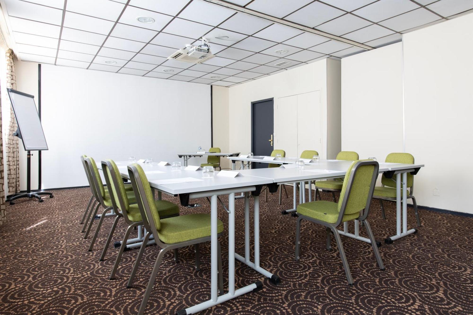 Hotel Atrium Arles Centre Экстерьер фото
